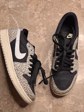 Nike Black Sneakers with Gray Elephant Print